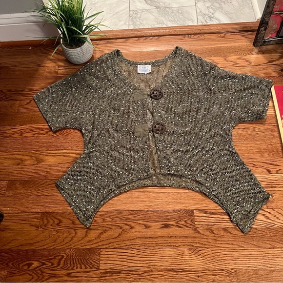 Isabel Taveres Net Pointed Hem Cárdigan Forest Green 2 Button Front Closure OS - Picture 5 of 15